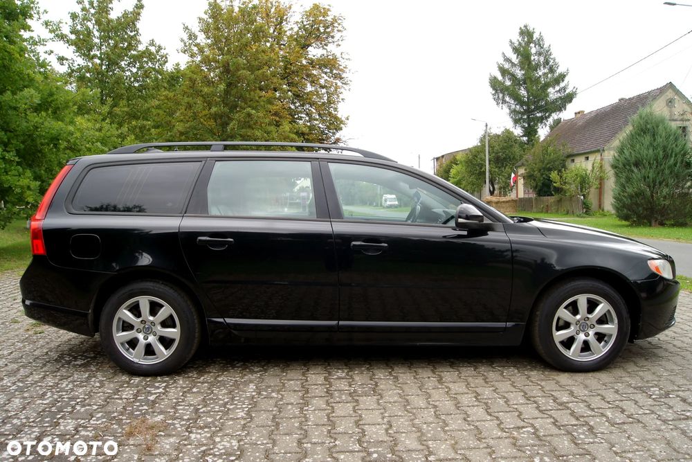 Volvo V70 T4 Powershift Kinetic - 14