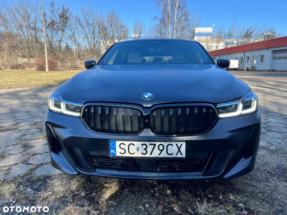 BMW 6GT - 13