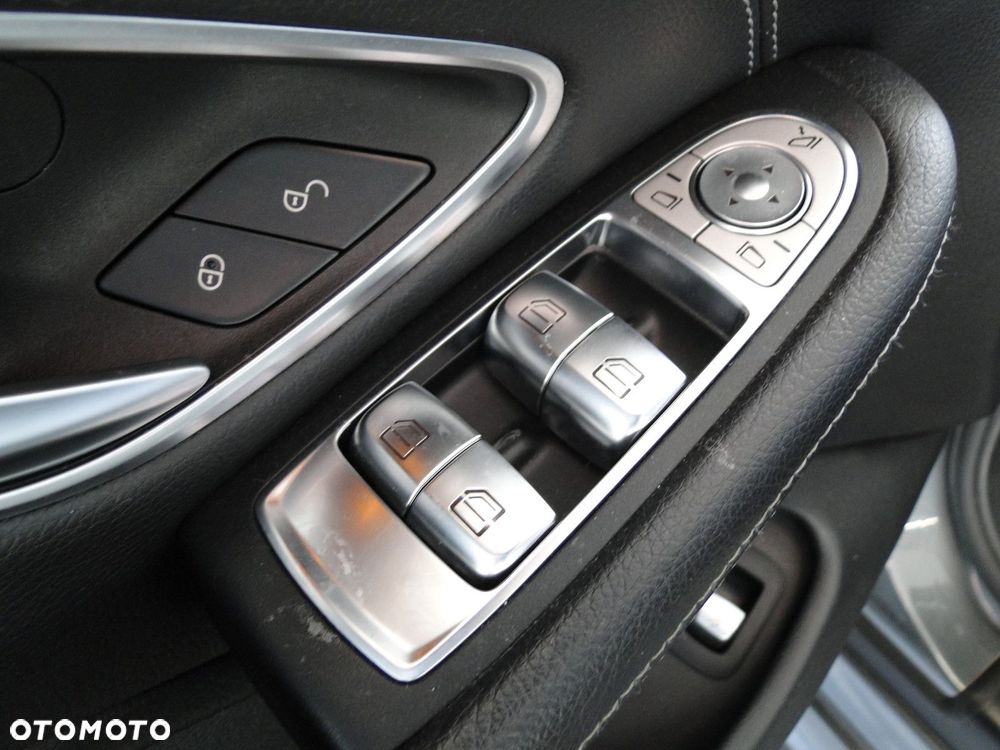 Mercedes-Benz Klasa C - 19