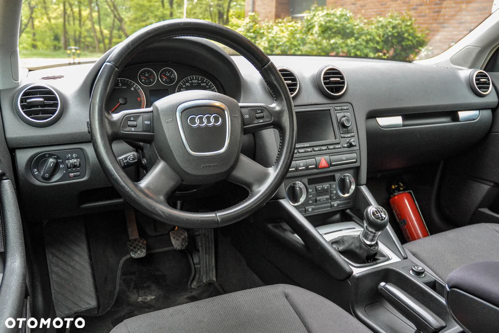 Audi A3 Sportback - 9