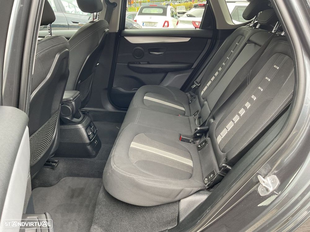 BMW 225xe Active Tourer Advantage - 36