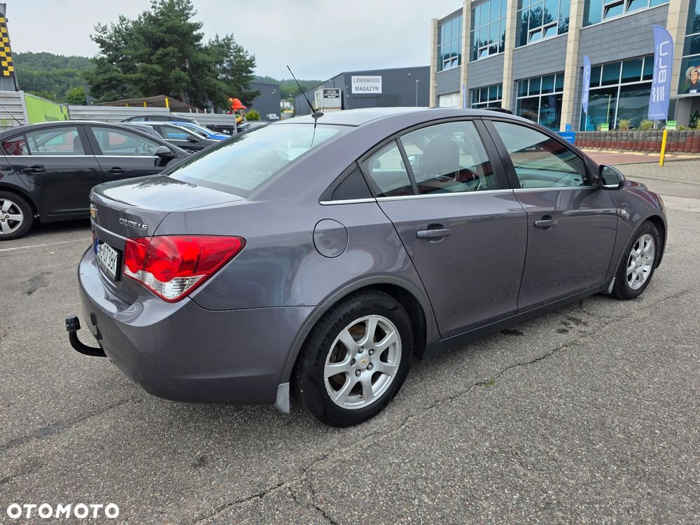 Chevrolet Cruze 2.0 VDCi LS - 23