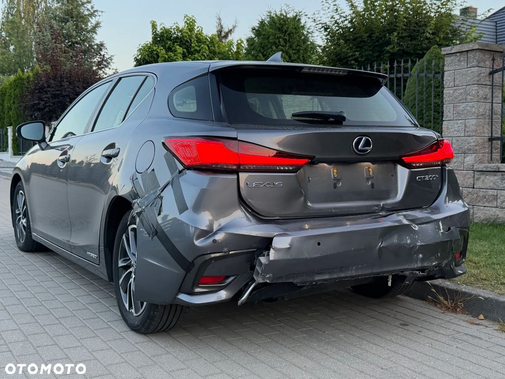 Lexus CT 200h Prestige - 8