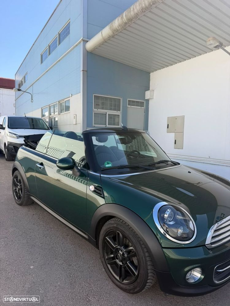 MINI Cabrio Cooper Auto - 22
