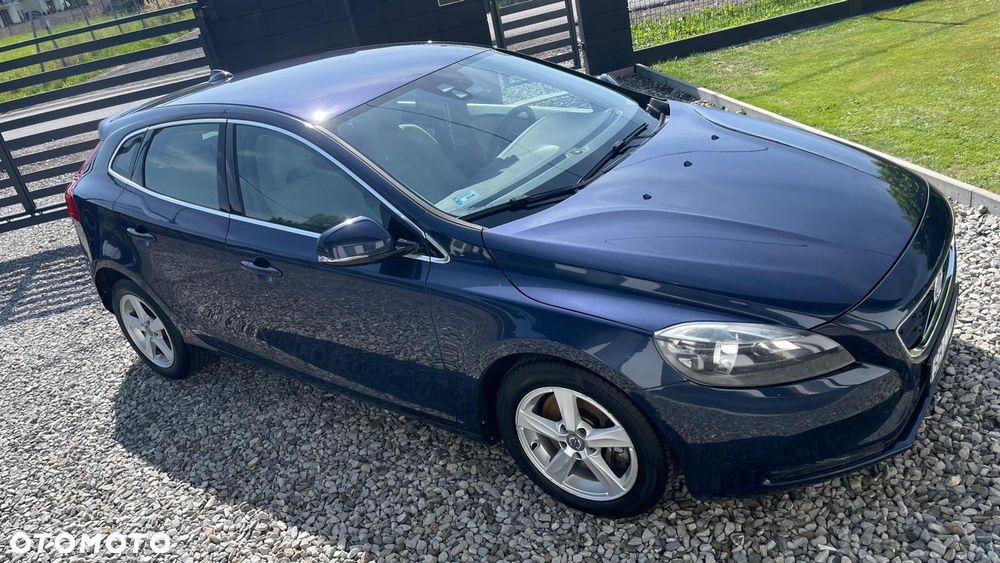 Volvo V40 D3 Momentum - 5