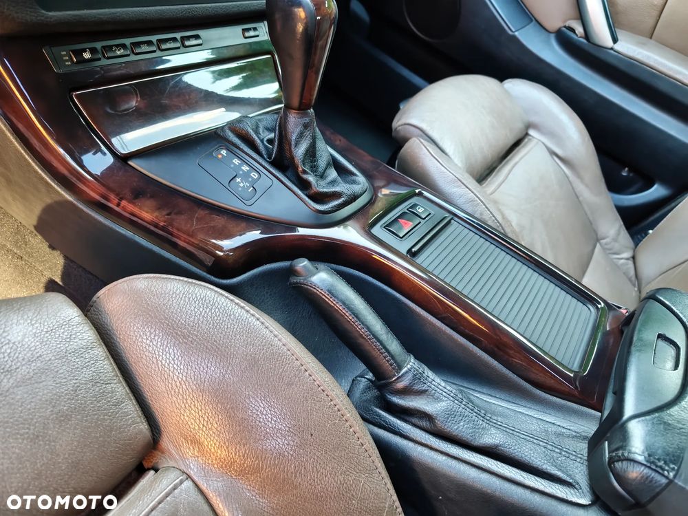 BMW X5 3.0 i Edition Exclusive Sport - 31