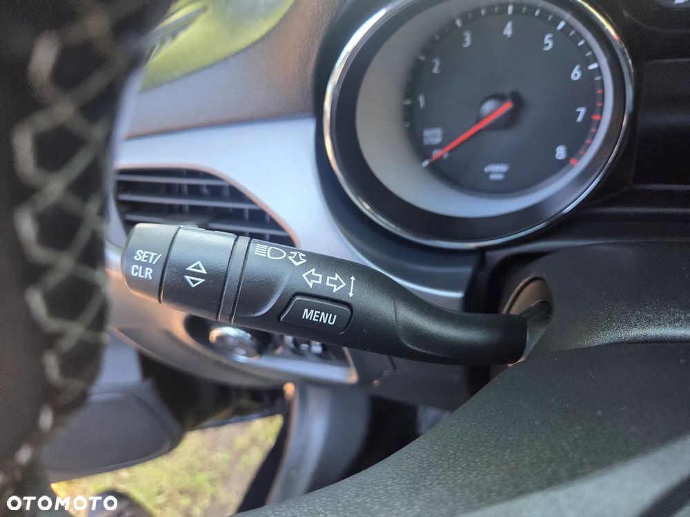 Opel Astra 1.0 Turbo Start/Stop 120 Jahre - 16