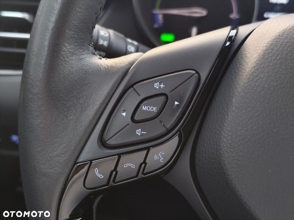 Toyota C-HR - 21