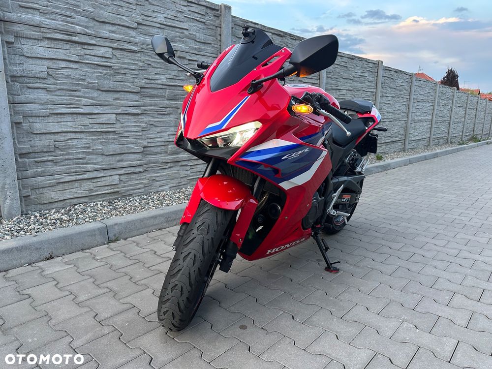 Honda CBR - 6