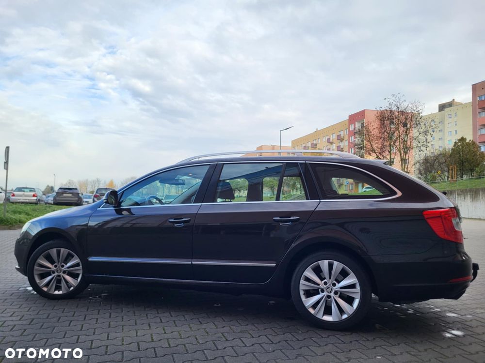Skoda Superb 2.0 TDI Comfort DSG - 20