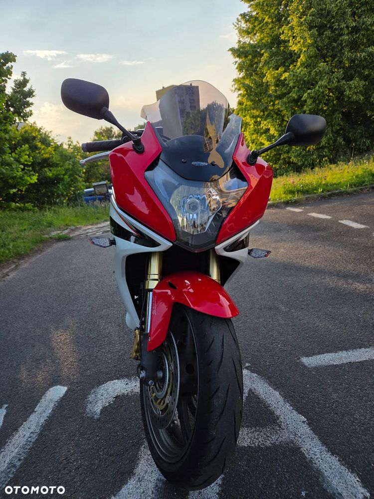 Honda CBR - 6