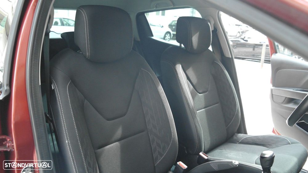 Renault Clio 0.9 TCe Limited - 22