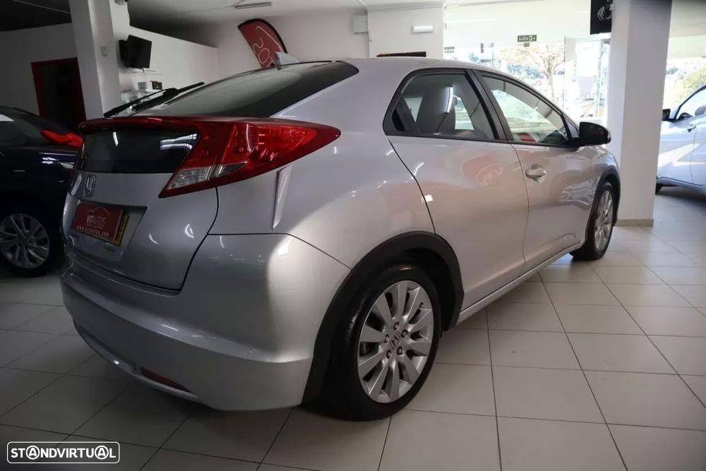 Honda Civic 1.6 i-DTEC Sport Navi - 4
