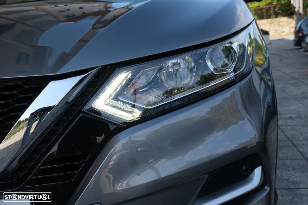 Nissan Qashqai 1.5 dCi N-Connecta 18 - 31
