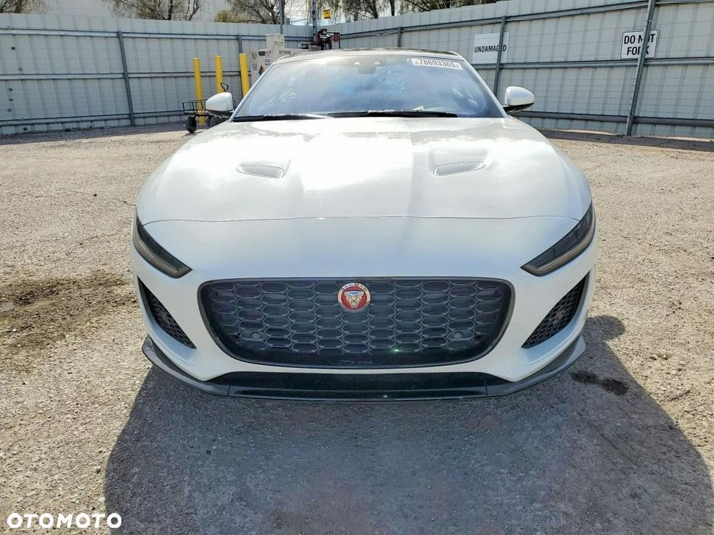 Jaguar F-Type - 3