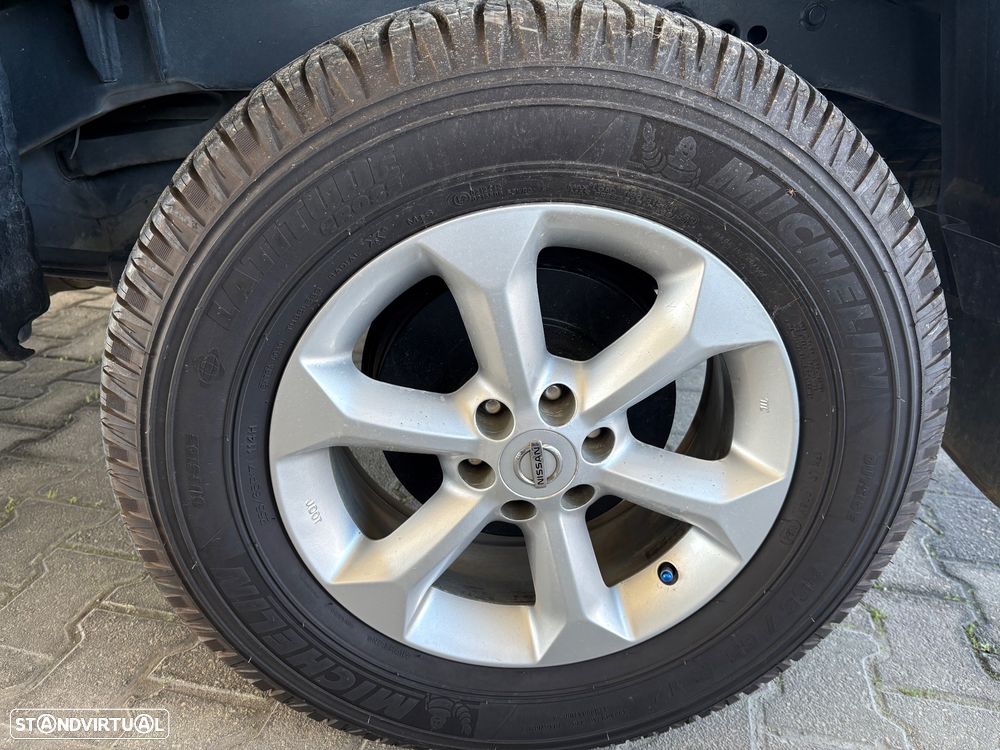 Nissan Navara - 12