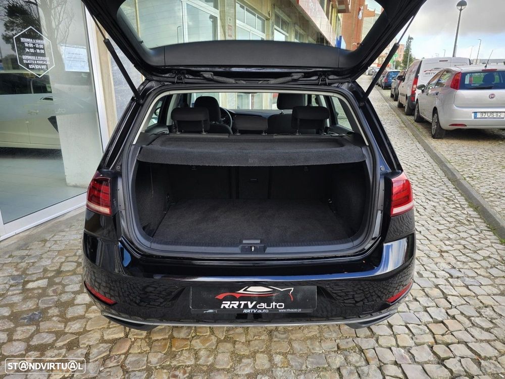 VW Golf 1.0 TSI Life - 26