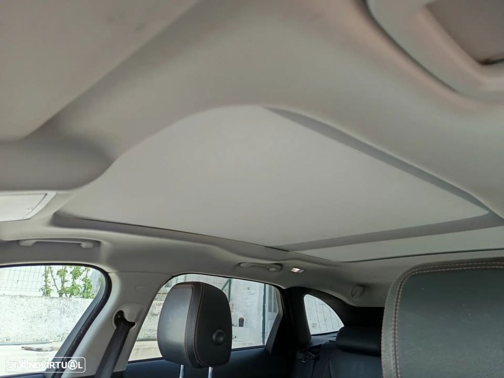 Jaguar F-Pace 2.0 i4D Prestige AWD - 28