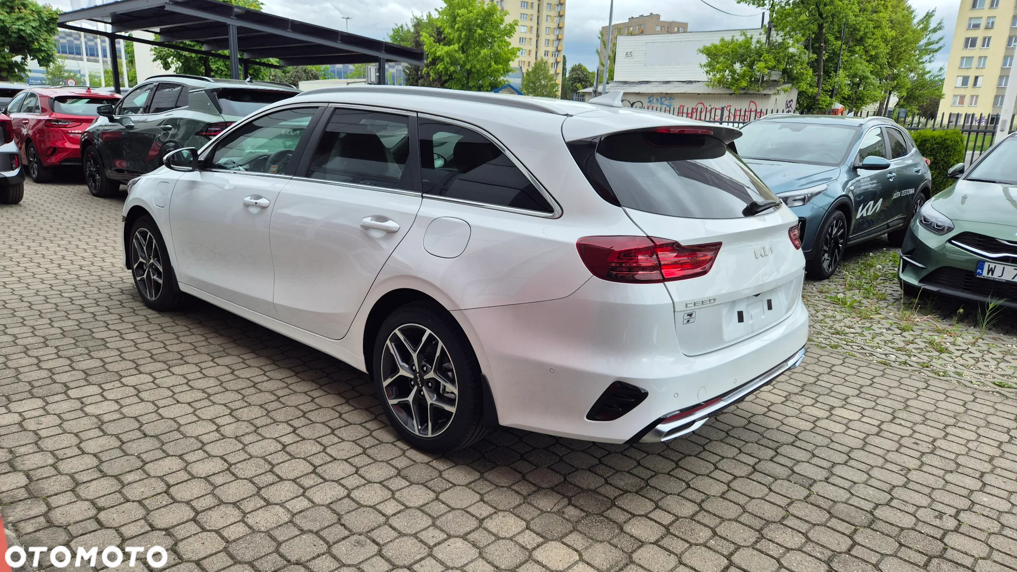 Kia Ceed 1.6 GDI PHEV Business Line DCT - 9