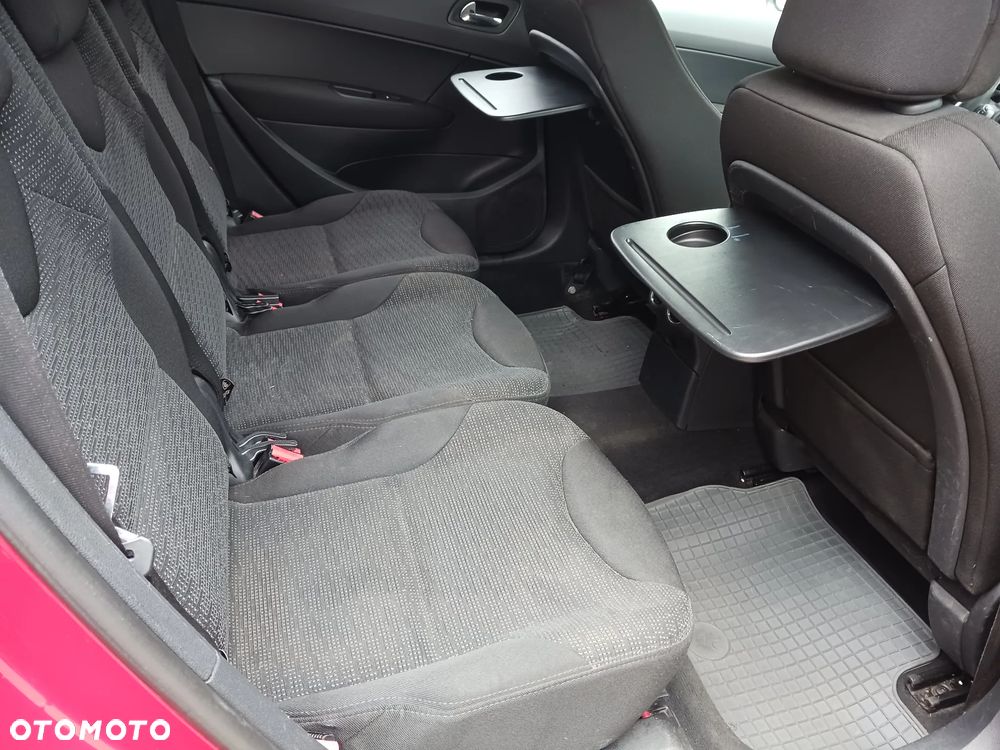 Peugeot 308 1.6 Premium Plus - 10