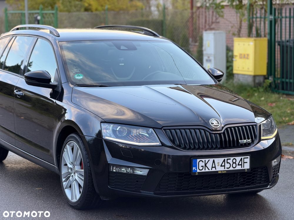 Skoda Octavia 2.0 TDI DSG RS - 10