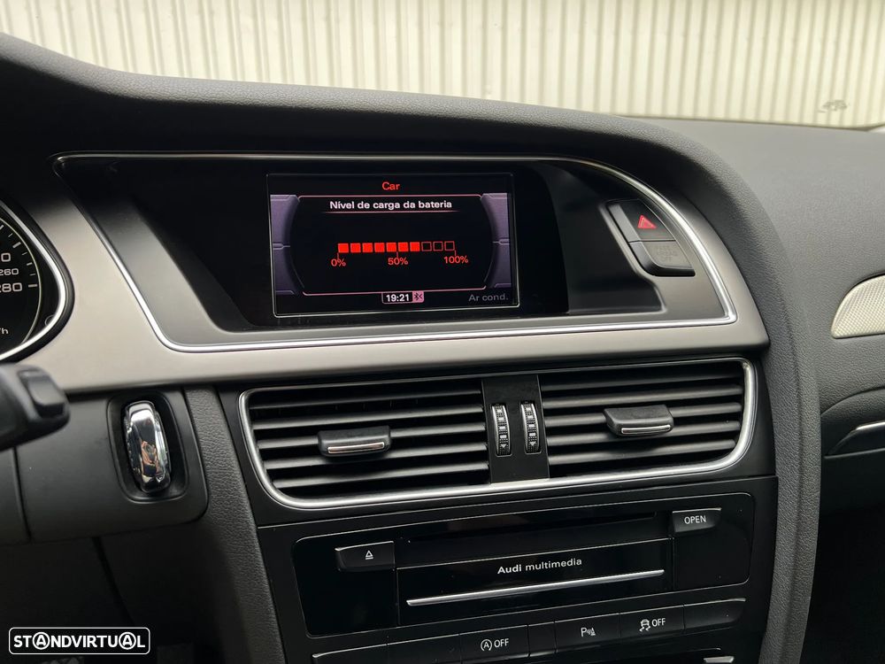 Audi A4 Avant 2.0 TDI S-line - 46