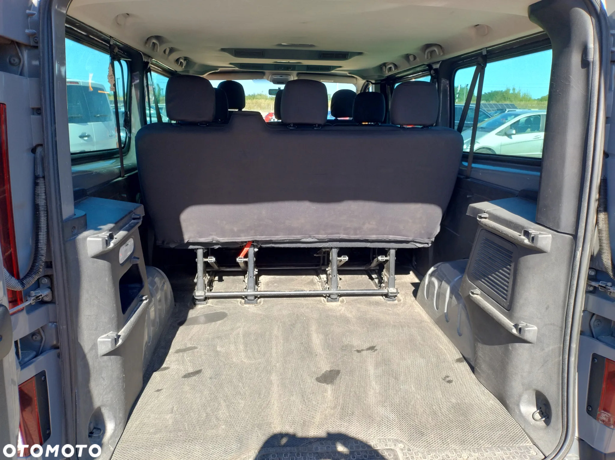 Renault Trafic L2H1 2,9t Pack Clim - 9
