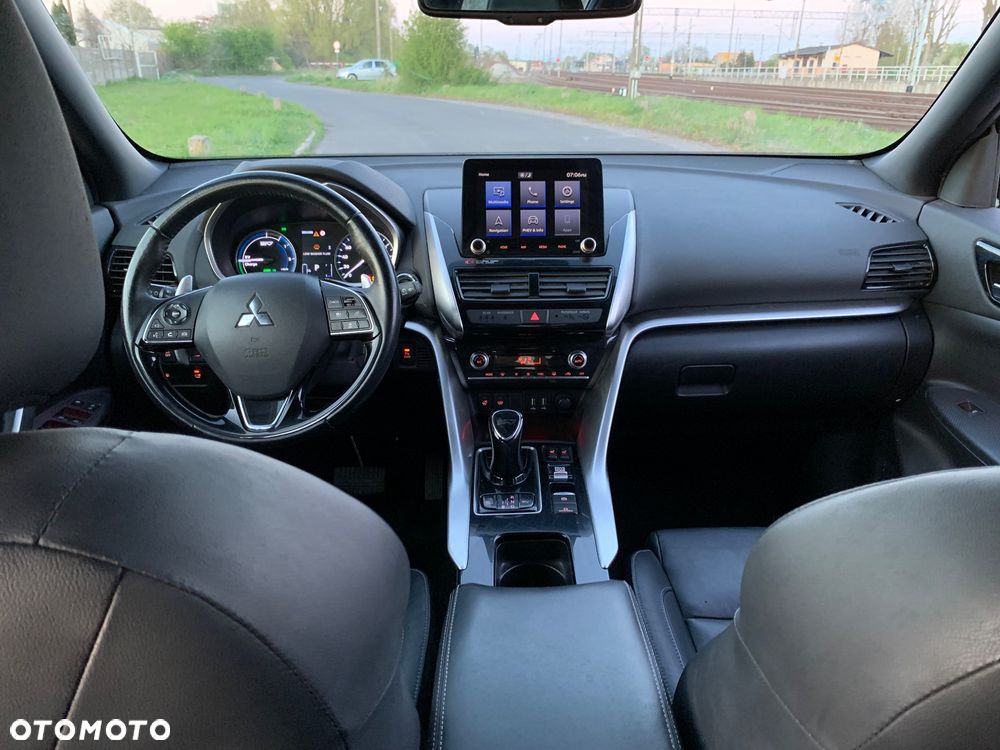 Mitsubishi Eclipse Cross - 33