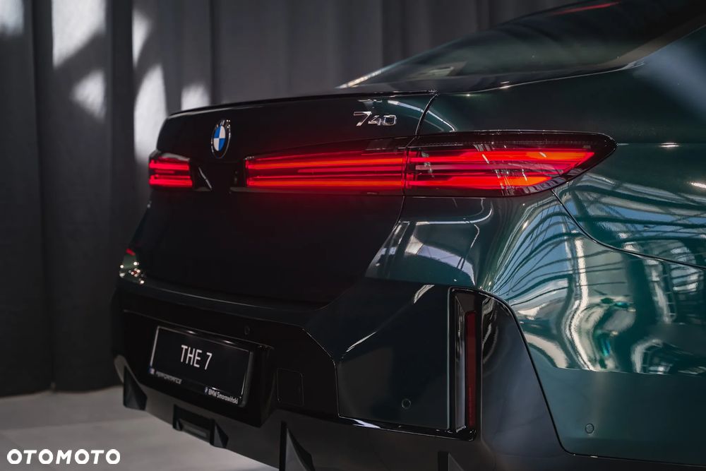 BMW Seria 7 740 xDrive mHEV sport - 14