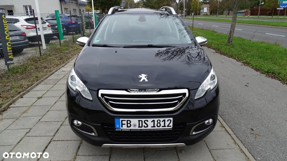 Peugeot 2008 1.2 Pure Tech Allure S&S - 12