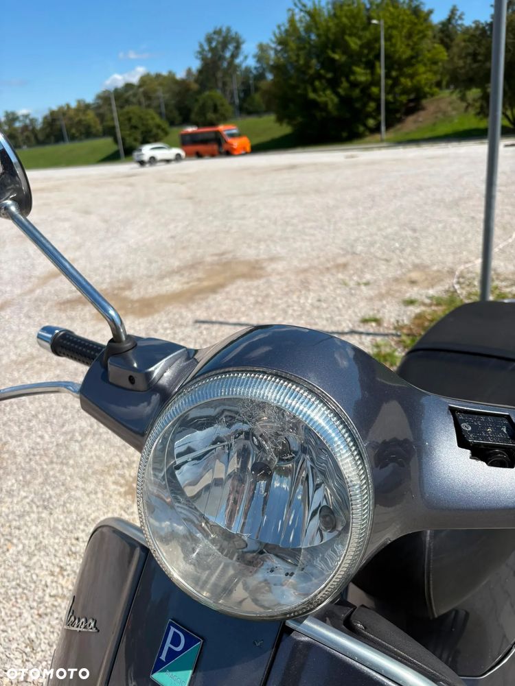 Piaggio Vespa - 17