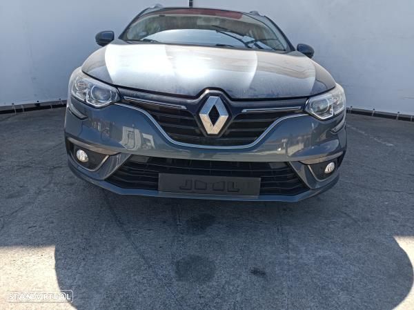 Para Peças Renault Megane Iv Três Volumes - 8