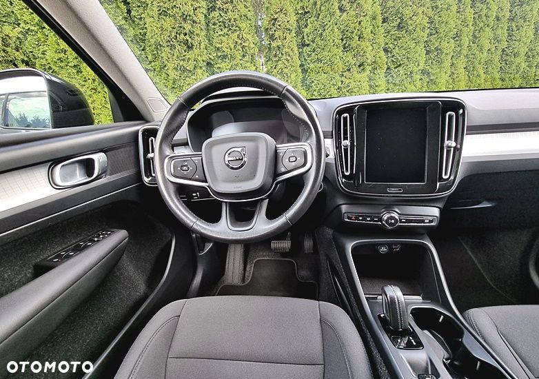 Volvo XC 40 D3 Momentum Pro - 27