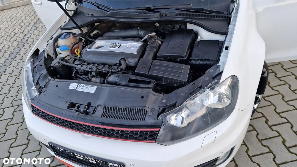 Volkswagen Golf 2.0 TSI GTI - 15