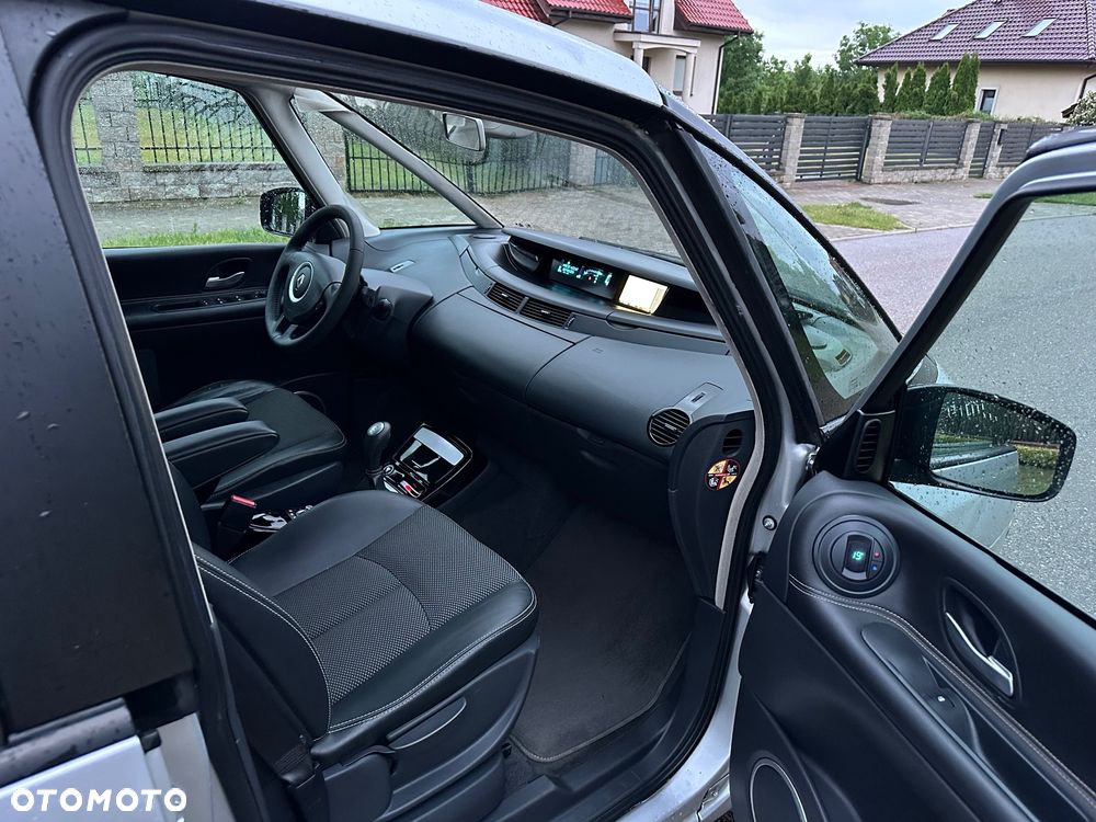Renault Grand Espace Gr 2.0 dCi Voyage - 16