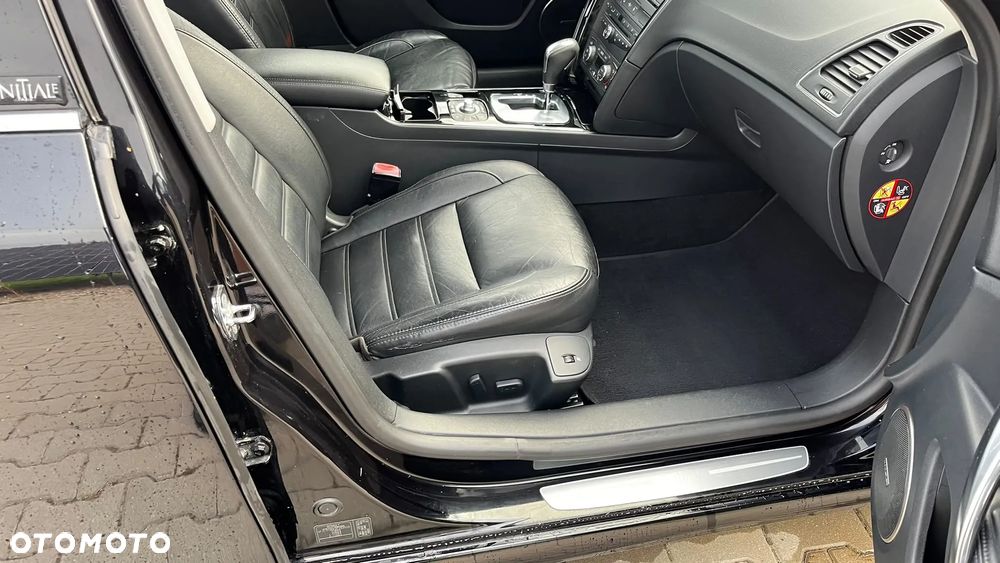 Renault Latitude - 25
