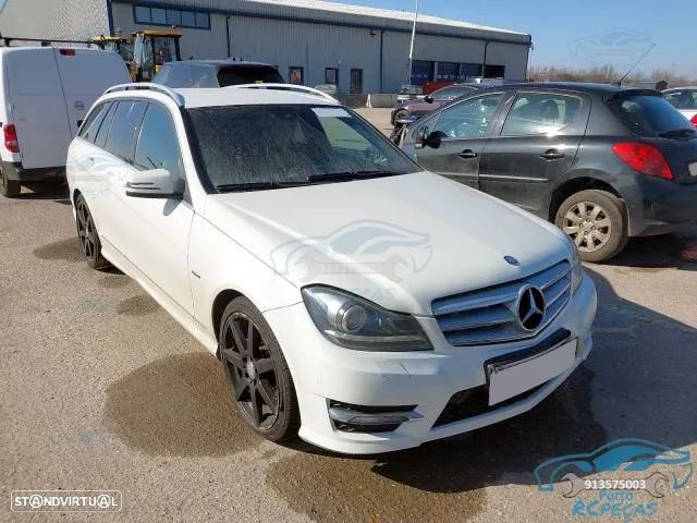 Mercedes Benz C220 W204 Sport Para Peças - 2.2 CDI BlueEfficiency - Xenon |  605911 | 605.911 | 605 911 | Parachoques | Frente Completa | Rádio | Jantes | Faróis | Portas | Vidro | Motor | Tampa Mala | Farolim | Farolins - 2