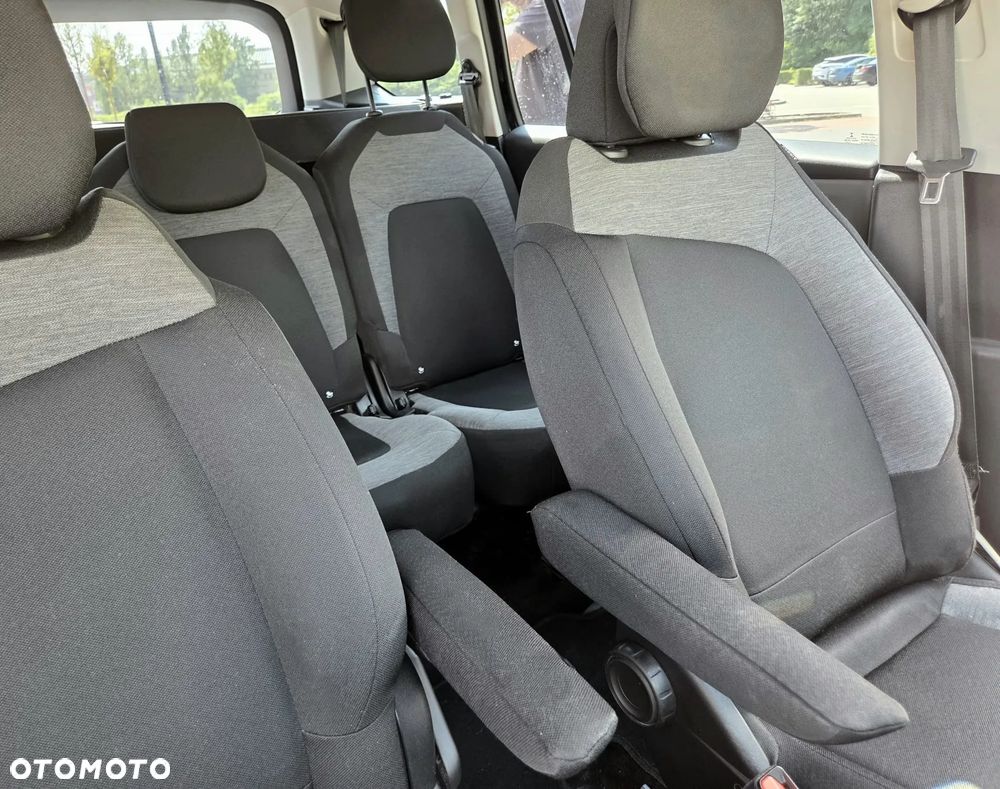 Citroën C4 Grand Picasso 1.6 BlueHDi MoreLife S&S - 21