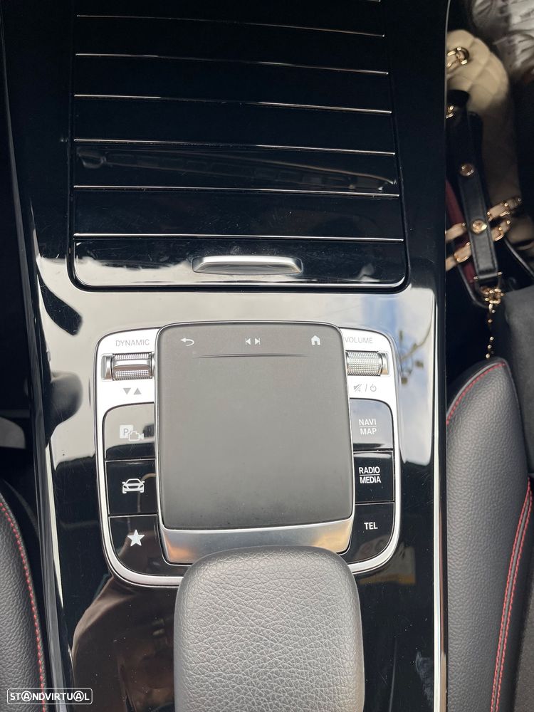 Mercedes-Benz A 200 AMG Line Aut. - 24