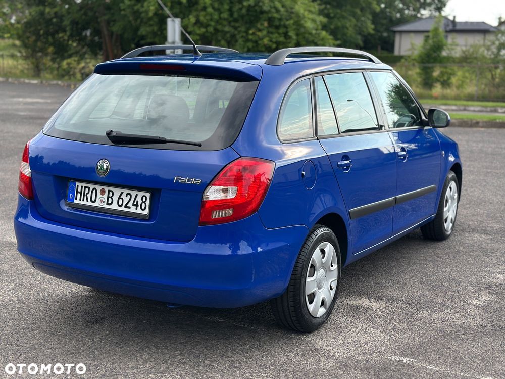 Skoda Fabia 1.4 16V Ambiente - 10