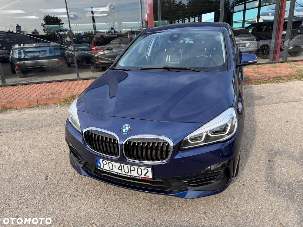 BMW Seria 2 218i Sport Line - 2