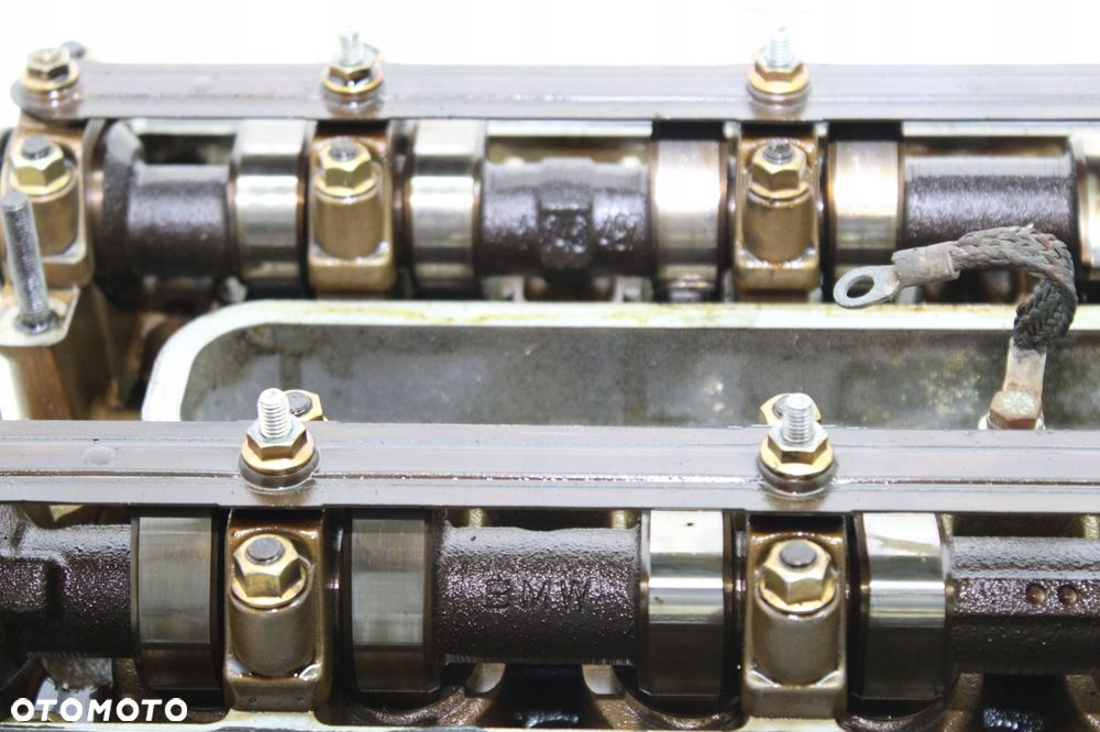 BMW E38 E39 735I 535I M62TU V8 GŁOWICA SILNIKA PRAWA 1745453 WAŁKI - 3