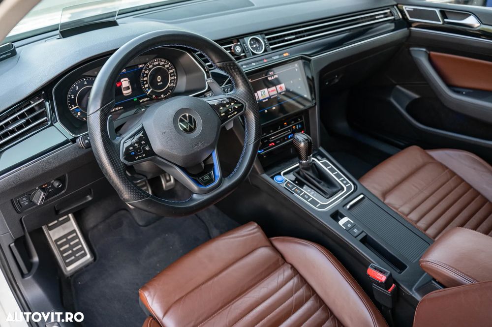 Volkswagen Passat - 5