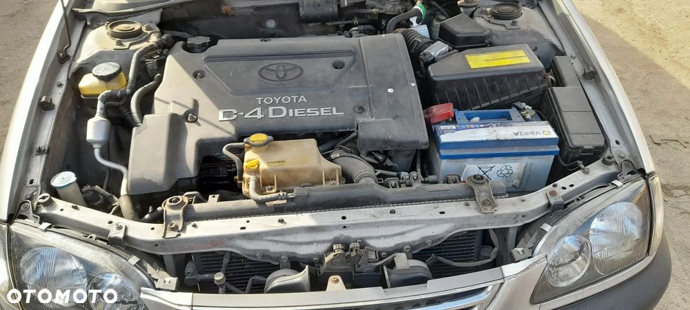SILNIK DIESEL TOYOTA AVENSIS T22 2.0 D4D - 1