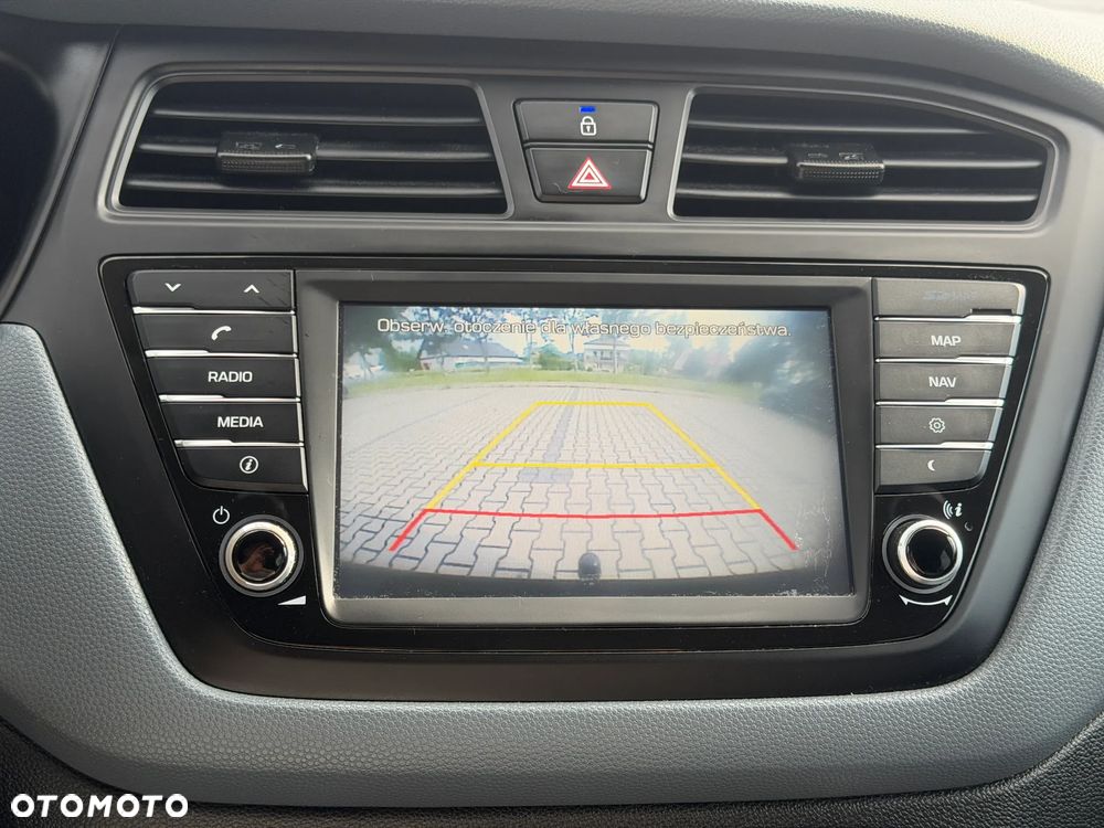 Hyundai i20 1.2 YES Gold - 20
