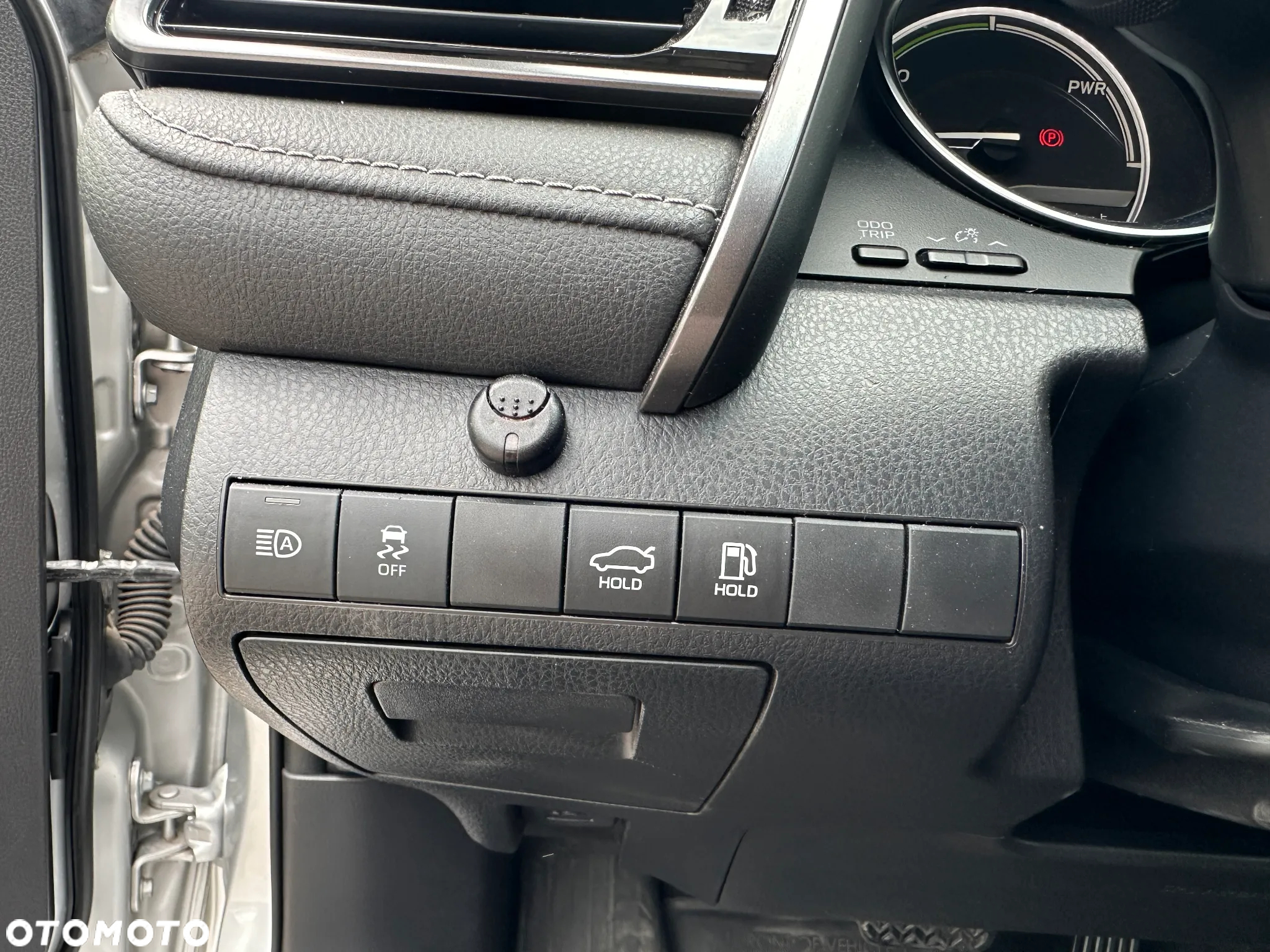 Toyota Camry 2.5 Hybrid Prestige CVT - 17