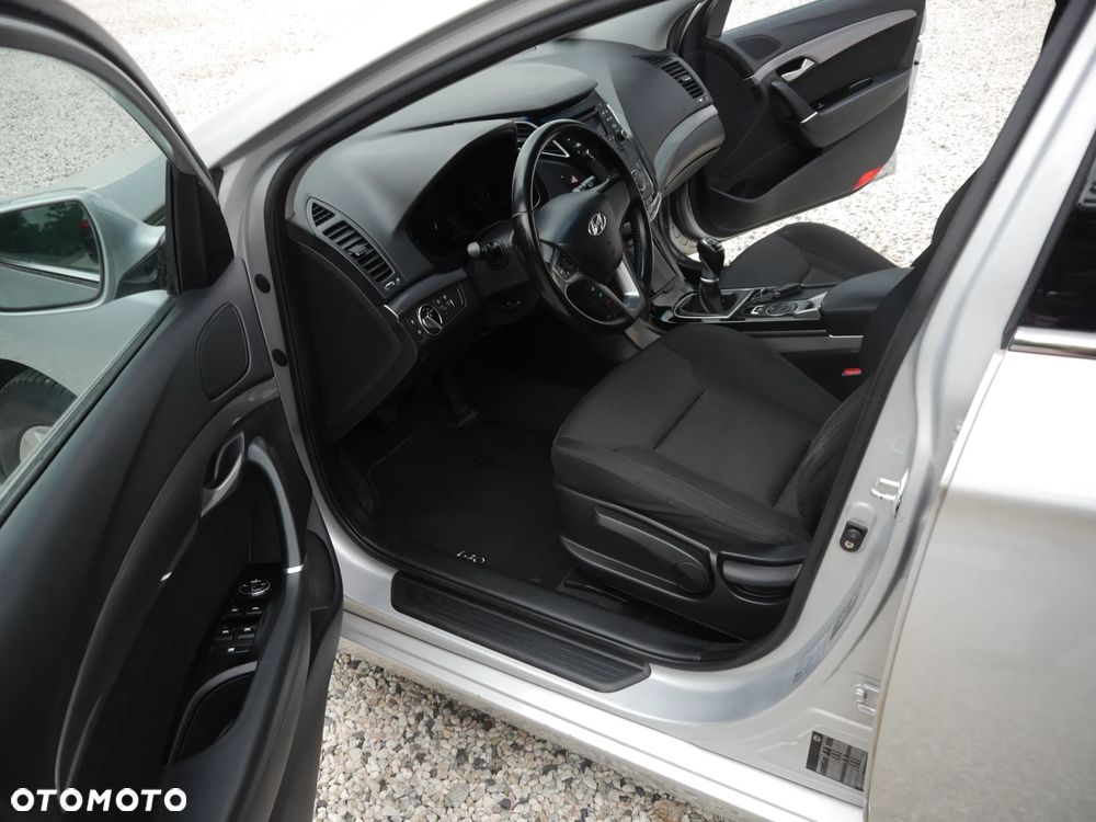 Hyundai i40 Kombi 1.6 Trend - 5