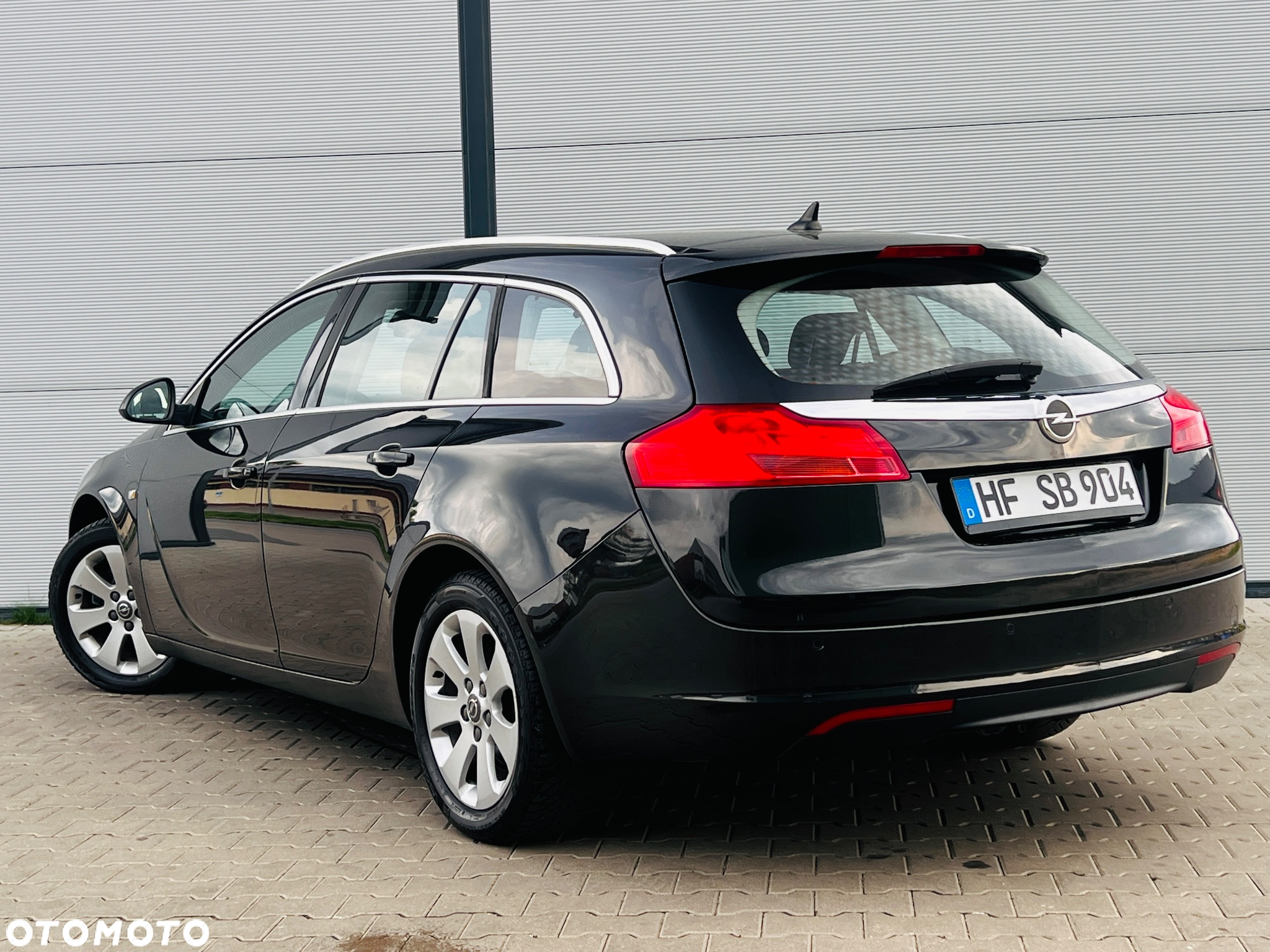 Opel Insignia 1.8 Sports Tourer - 19