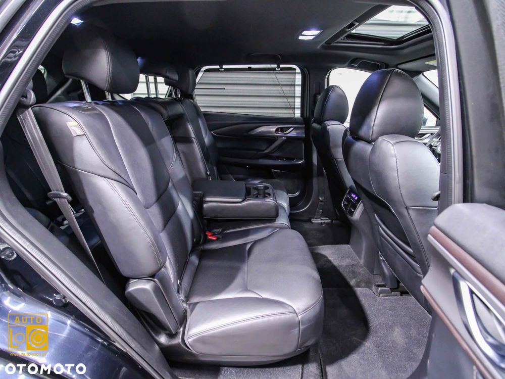 Mazda CX-9 - 11