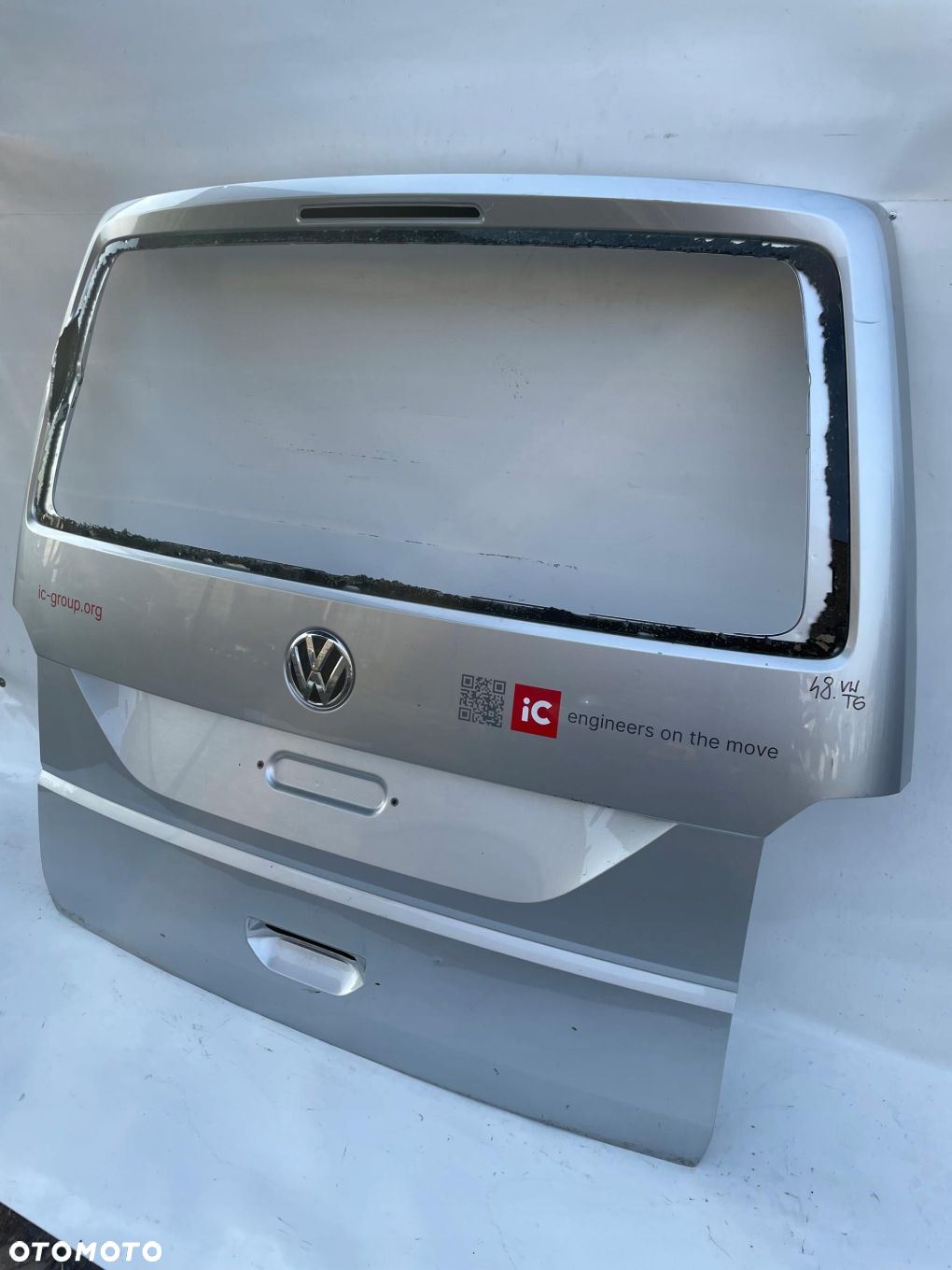 VW Multivan T6 15-21 klapa bagażnika 7E0827105C - 2